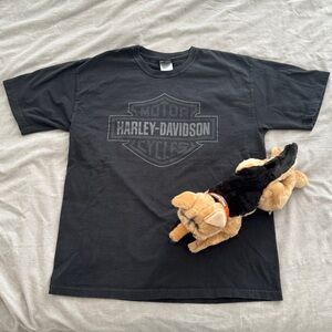 Harley-Davidson Vintage Hannum’s Graphic Shirt & German Shepherd Plush